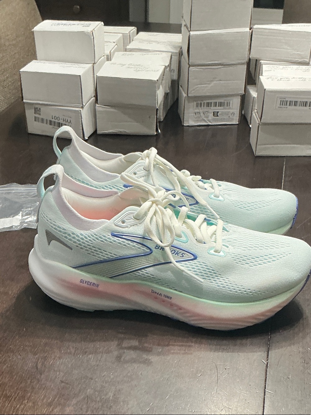 Brooks Women’s White Running Shoes with Blue and Pink Accents - Picture 5 of 7
